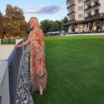 Valeriya Instagram - Фото глазами сына @artemynik ❤️🙏. Так приятно, что он меня так видит, даже не смогла выбрать лучшее— выставила все, что снял.😁📸 @boutique_no7