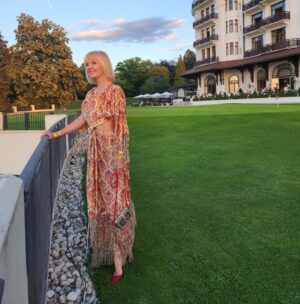 Valeriya Instagram - Фото глазами сына @artemynik ❤️🙏. Так приятно, что он меня так видит, даже не смогла выбрать лучшее— выставила все, что снял.😁📸 @boutique_no7