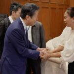 Karla Estrada Instagram – Ngayong araw, tayo po ay binisita ni Hon. Natsuo Yamaguchi, ang Chief Representative ng Japan’s Komeito Party at miyembro ng House of Councillors, National Diet of Japan.

Sa aming naging pagpupulong ay aming napag-usapan ang pagpapalakas at pagpapalawak pa ng bilateral relations sa pagitan ng Japan at ng Pllipinas, kabilang a ang pagpapa-igting ng kooperasyon ukol sa Maritime Security ng dalawang bansa.

Ipinaabot rin natin ang naging resolusyon sa Kongreso, ang Resolution No. 94, kung saan isusulong nito ang magandang ugnayan sa pagitan ng ating bansa at Japan sa tulong na rin ng Philippines-Japan Parliamentarians’ Friendship Society.

Thank you, Hon. Natsuo Yamaguchi and to the Japanese delegates. Mabuhay! 

@martinromualdez 
@yeddamarieromualdez