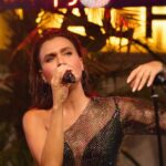 Şevval Sam Instagram – Çeşme’deki muhteşem geceyi kaçıranlar!!Bodrum’u halâ yakalama şansınız var!!!.. (sanıyorum çünkü Sold Out olmak üzere) 🤗🥳 ROCK’I SEVENLER!!! 😉 #rockıseveriz 
@hepyenikalcom @hybridcommunity #xumabeach @ceydahasirci 
Fotoğraflar @halilguzel 
Elbise @tarikedizofficial
Styling @sburcucam
