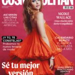 Nicole Wallace Instagram - Por favor, septiembre, haz paso, que aquí viene nuestro ✨Mental Health Issue✨ para celebrar los nuevos comienzos por todo lo alto... ¡y llega protagonizado por la increíble Nicole Wallace! 🧚🏼‍♀️

A sus 21 años, se ha convertido en una de las actrices españolas más prometedoras del momento y no para de cosechar éxitos mientras compagina la interpretación con la carrera de Psicología. Seguro que te enamoraste de su personaje en ‘Culpa mía’ 😍, la primera película de la trilogía basada en los libros de Mercedes Ron, y ahora será ella quien te robe el corazón con esta doble portada de nuestro número dedicado a la salud mental. 💖

Además, la encargada de fotografiar a Nicole en esta ocasión ha sido, ni más ni menos, que su hermana, la fotógrafa y directora @chloewallace_. ¿Puede haber una ‘combo’ más especial? 👯‍♀️

🔗 No te pierdas en el link de la bio un adelanto de todo lo que te espera en #COSMOSeptiembreOctubre, que llegará el 18 de agosto a los quioscos.

✨Fotografía: @chloewallace_
✨Texto: @carmenmpita
✨Realización: @patriciafigueroas
✨Maquillaje y peluquería: @kleykafe
✨Asistente de fotografía: @sheila_velasco
✨Asistente de estilismo: Daniela Urrutia 
✨Asistente de maquillaje: @patrizio_niccolai
✨Joyas: @tousjewelry
✨Producción: Marta Sánchez
✨Publicista & PR: @shaharlevi4 #NicoleWallace #chicaCOSMO