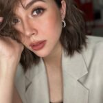 Julia Montes Instagram – Never regret a day in your life … good days give happiness, bad days give experience, worst days give lessons , and best days give memories…

#JMtips

So happy to be with the team … missin kuya mac sa photo @macmerla … almost complete ❤️