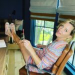 Elizabeth Banks Instagram - Me looking for a sharpened pencil became 4 hours of office clean out…. Donate these boxes, organize these drawers, label these old albums, ship this sweater to my sister, hang this picture, shred old bank statements. BTW it’s already sunny again. #stormday