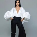 Scarlet Ortiz Instagram – Scarlet Ortiz @ortizscarlet reina de los protagónicos

Les dejamos las fotografías del increíble reportaje de nuestra portada en la segunda edición ✨️ 

Photos by: @josematafotografia junto a @bysamcourt 
Dressed by: @byefrainmogollon 

Léenos y sé parte de lo icónico 🖤

#CLXICONS #onthecover #Magazine