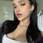 Liza Anokhina Instagram - Вика Амораева