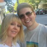 Valeriya Instagram - Старший сын—это звучит гордо. Мне не верится, что мальчишка-сорванец, который в детстве давал всем жару, вырос в такого умного, доброго, сильного, надёжного, заботливого молодого человека. Тёмочка мой, с Днем рождения! Будь, пожалуйста, здоров и счастлив! Пусть карьера движется в гору, а понятия и принципы ни за что не меняются. Люблю тебя и очень горжусь. @artemynik ♥️♥️♥️🎁🎁🎁🎉🎉🎉