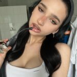 Liza Anokhina Instagram - Вика Амораева