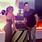 Mandy Rose Instagram – Surprise 40th birthday bash was a success!! 😅😅👏🏼👏🏼 

Thanks to everyone who came out to celebrate for @sabatinop24 , so many amazing friends and family! && thanks to everyone that helped make this party a very memorable one!! ❤️🙏🏻

Make up @beautybysharell 

Party planner – @monicapardoevents 
Decor – @gildedgroupdecor 
DJ – @rockwithu 
Sushi – @_sushique 
Hibachi @hibachiomakase 
Crepes @firstspoonrestaurant 
Bar @craft_cartel 
Valet – @vaultvaletparking 
Cigar roller – @miamicigarentertainment 
Cake & cookies – @betterthanyourmothers
Photographer – @onedopephotographer 
Videographer – @juanmrutz