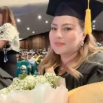 Karla Estrada Instagram - It’s never too late to Graduate!🙏🏻🙏🏻🙏🏻 
Another milestone unlocked.👍 

Congratulations to my fellow graduates! 
Cheers!!!🎉🎉🎉🎉🎉🎉