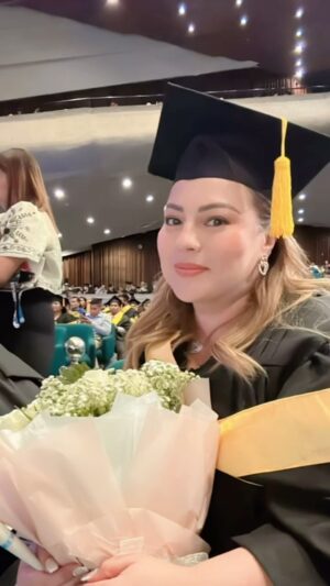 Karla Estrada Instagram - It’s never too late to Graduate!🙏🏻🙏🏻🙏🏻 
Another milestone unlocked.👍 

Congratulations to my fellow graduates! 
Cheers!!!🎉🎉🎉🎉🎉🎉