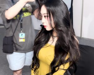 Lee Young-ji Instagram - 공연 비포&애프터 🧌
