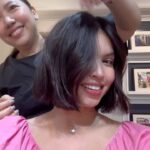 Maine Mendoza Instagram - Use commute in a sentence.

Dati cute lang ako, ngayon lalo akong.. commute. 😮‍💨🤭

Waaaah love the short do! Thank you, ninangchi! ❤️ @celestetuviera