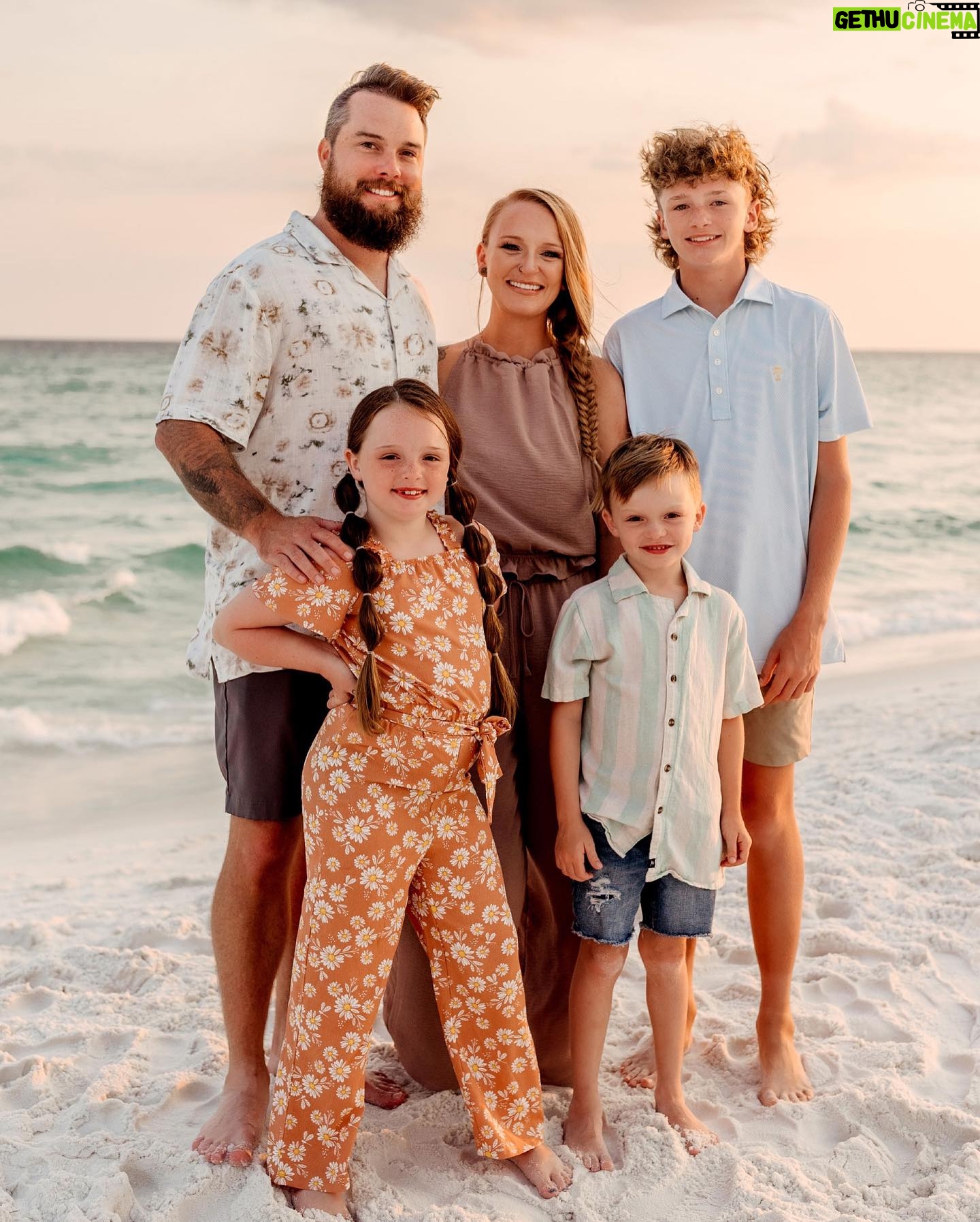 Maci Bookout Instagram - Miss Jayde is my spirit animal @macideshanebookout / edited with The Bold Edit Collection @briannamerrittpresets
•••
#destinflorida #destinphotographer #panamacitybeach #panamacitybeachphotographer #pensacolaphotographer #pensacolabeach #santarosaphotographer #santarosabeach
#30aphotographer #30a #30ablogger #gulfcoastphotographer #emboldened #lighttexturetones #unscriptedposingapp #briannamerrittpresets #magicofchildhood #clickpro #rosemarybeach #30afamilyphotographer