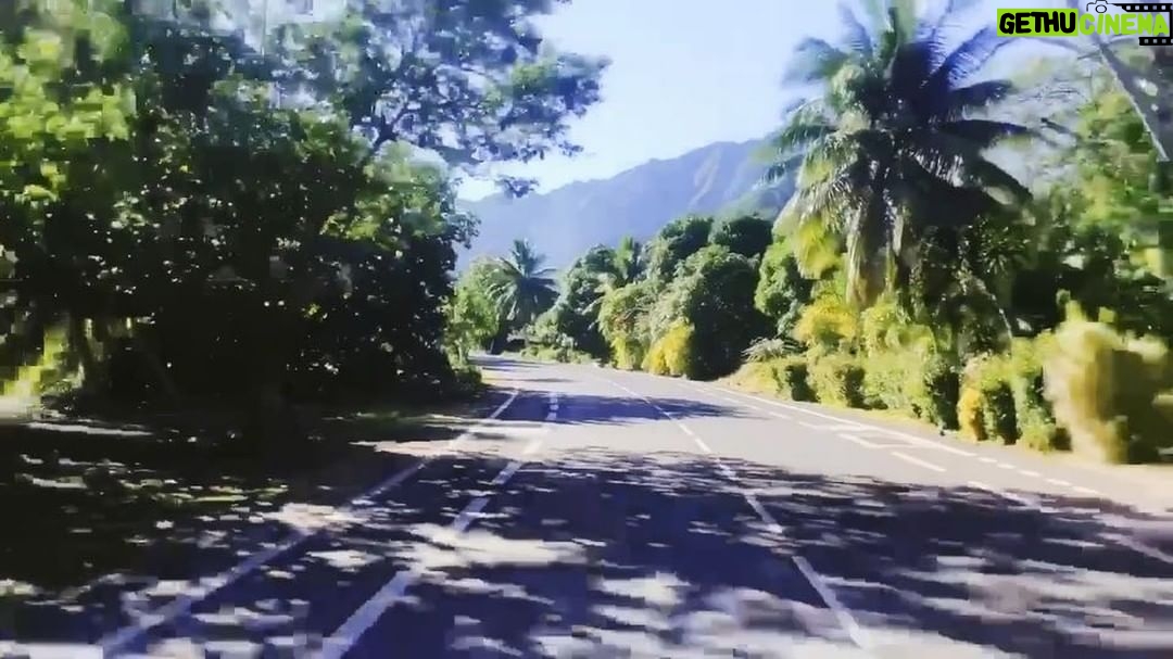 Jessica Capshaw Instagram - Moana? Moaaaaana!
It really is magical here. Kindness, generosity, gorgeous skies and water abound.
#Tahiti