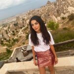 Özge Yağız Instagram -