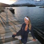 Kinsey Wolanski Instagram – Let’s explore the ends of the earth 🌍❤️ 

#travel #patagonia #chile #hiking #adventure