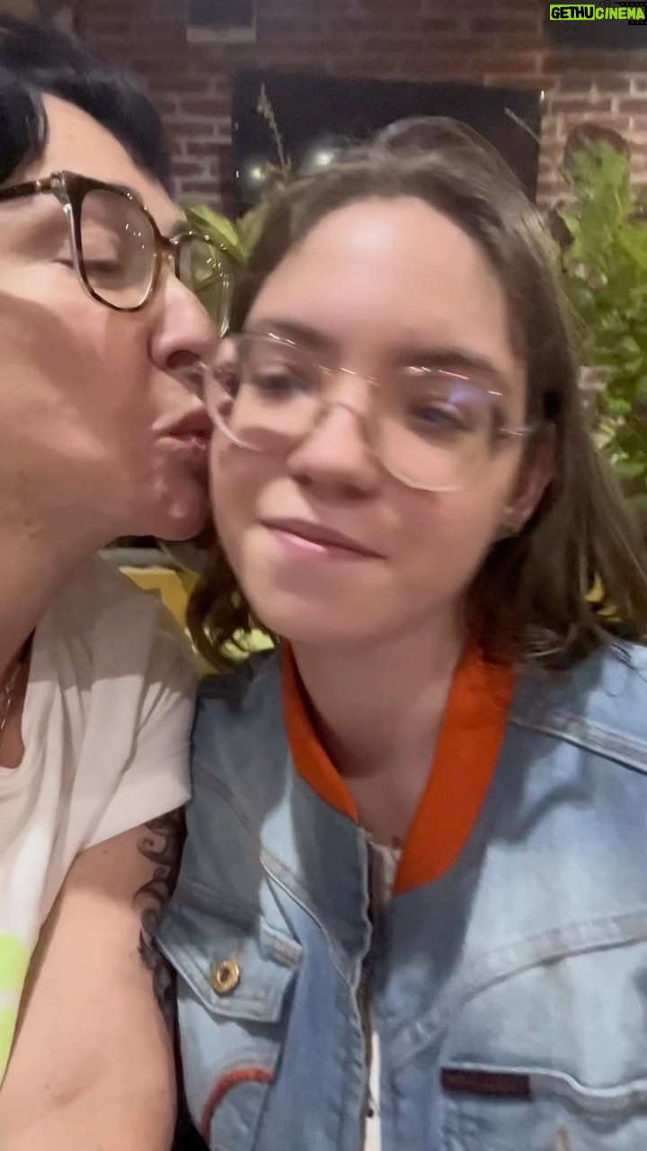 Lolita Milyavskaya Instagram - Обращение к дорогим подписчикам от нашей нормальной семейки❤️🧚♂️❤️