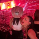 Nicola Peltz Beckham Instagram - @beyonce you’re so gorgeous it’s CRAZZY 🪩 couture hefty purses by meeeee 🥳🫶🏻💖👜