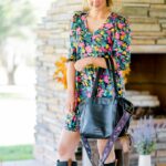 Ree Drummond Instagram - PW fall apparel!! 🍂 Featuring: Puff sleeves, stretchy lace, soft knits, flattering fits, rich colors, casual styles, and pretty prints! Also featuring: Alex (one of my two favorite daughters), Betsy (best sister ever), Gigi (best intern ever), and my grand dog GEORGE. (Oh, and me.😊) Link to the whole collection is in my profile, sizes S through 3X…yay!! ❤️