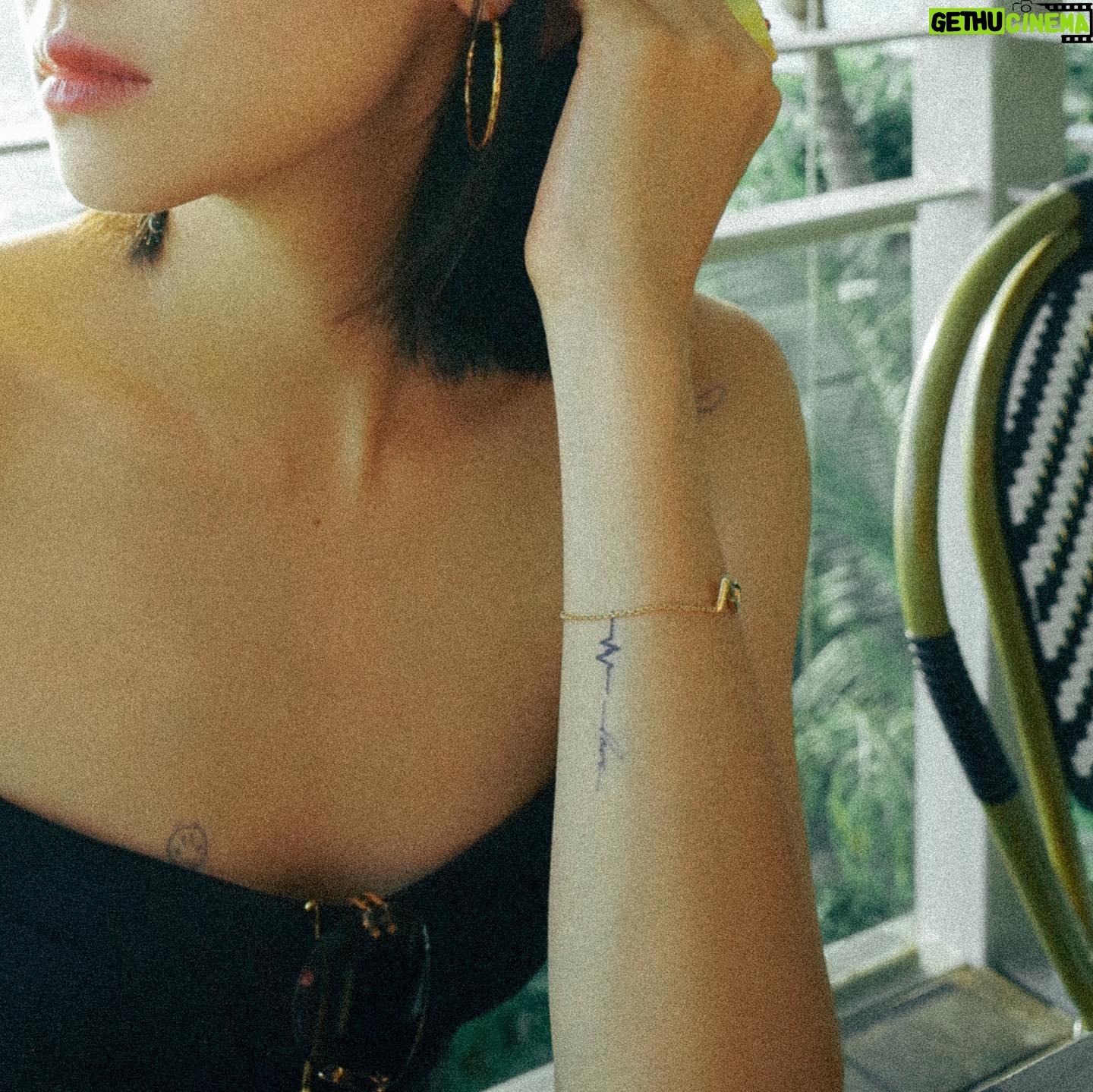 Victoria Song - 140K Likes - #14周年快乐 🎊
#14주년 축하해 🥳
#에프엑스