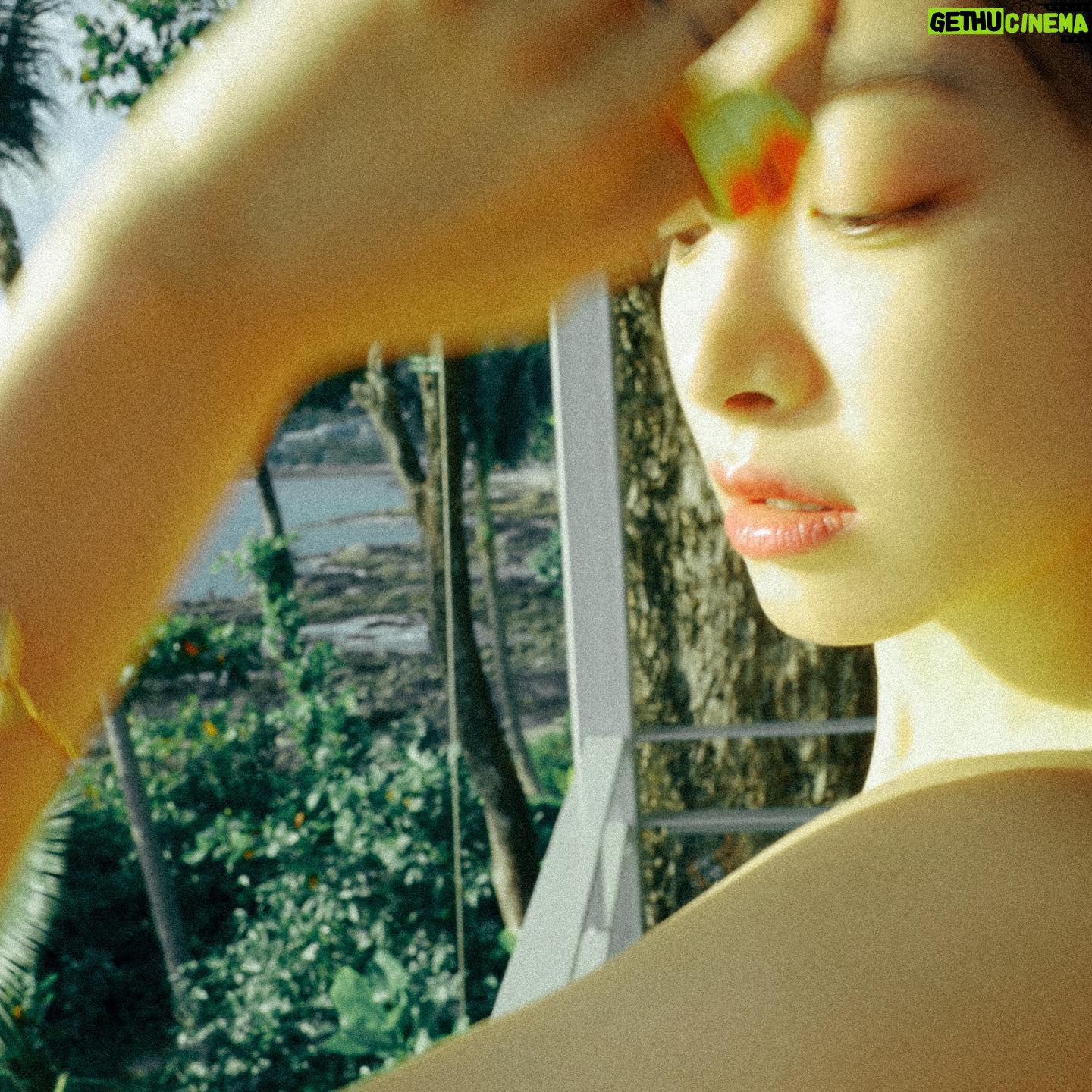 Victoria Song - 140K Likes - #14周年快乐 🎊
#14주년 축하해 🥳
#에프엑스