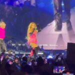 Amanda Gorman Instagram - Look around everybody on mute 👸🏿🐝