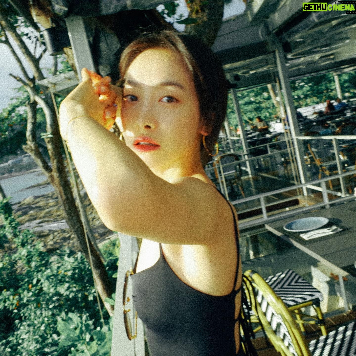 Victoria Song - 140K Likes - #14周年快乐 🎊
#14주년 축하해 🥳
#에프엑스