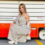 Jésica Cirio Instagram – ⭐️ La Peña de Morfi 📷⭐️
1. Este look 🔥 @parisbyflormonis @rickysarkany
2. Pasillos 📽️
3. Muy Argentino🇦🇷 @latylam_
4. Pelo y make up @bernardo.sever 💄👩🏽
5. Tonos claros 🤍
6. Con dos genios @dieleuco @cesarpueyrredonok
7. En estudio 🎬
8. Nos divertimos @mirandaenvivo