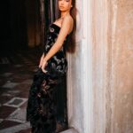 Mimi Keene Instagram – ♟️ One Night Only ♟️ 
Makeup by @naokoscintu using @armanibeauty and hair by @knightjosh wearing @giorgioarmani and 📸 by @iona.wolff
