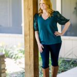 Ree Drummond Instagram - PW fall apparel!! 🍂 Featuring: Puff sleeves, stretchy lace, soft knits, flattering fits, rich colors, casual styles, and pretty prints! Also featuring: Alex (one of my two favorite daughters), Betsy (best sister ever), Gigi (best intern ever), and my grand dog GEORGE. (Oh, and me.😊) Link to the whole collection is in my profile, sizes S through 3X…yay!! ❤️