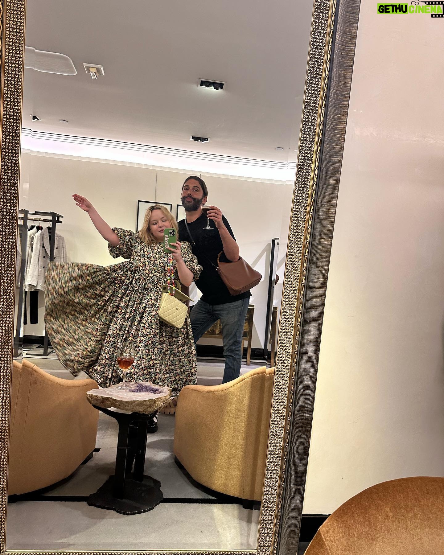 Nicola Coughlan Instagram - I luv my pals and I luv New York
Thank you for bringing me @aerlingus I luv ya too 🥰