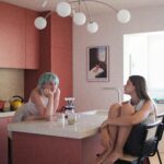 Nicole Wallace Instagram - Os enseño la nueva casita que @chloewallace_ y yo compartimos 🏠 

Credits: @_gildastudio 
*AD