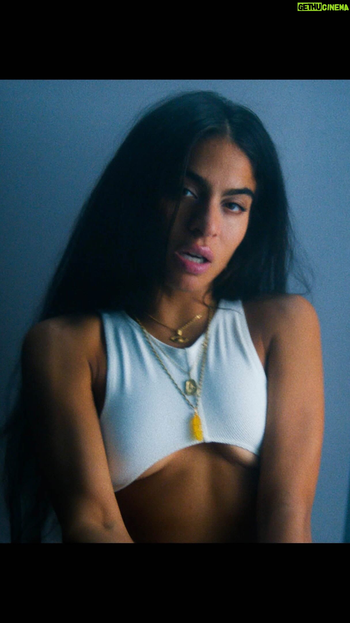 Jessie Reyez Instagram - WHAT is ur fav part of the jeans music video?
Heist scene? Get away scene? Mug shot scene?
I might cut a whole video to ur fav part
Here’s the first
“The Jail”
Link in bio
@miguel
@erikjrojas