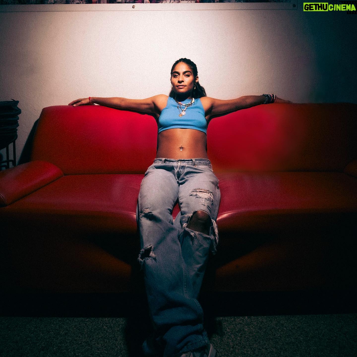 Jessie Reyez Instagram - JESSIE PINCHE REYEZ π«Άπ½ It was a vibe. Gracias Monterrey-ez πβ€οΈπ²π½π²π½π²π½π²π½π²π½π²π½π²π½π²π½π²π½π²π½π²π½ @samsmith love you and thank you for bringing me out β€οΈβ€οΈ