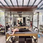 Jennylyn Mercado Instagram – Stretch and smile!
Salamat sa asawa kong effort na effort ang pagpicture 🤣😅 #caformer @intopilates_korea #pilates