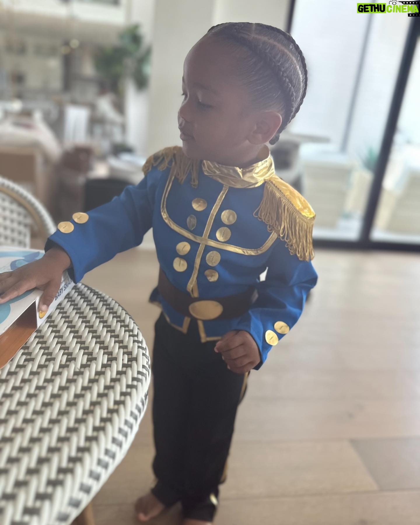 LeToya Luckett Instagram - ✨TYSUN✨
My baby is 3! 🎂
My joy!
My sonshine!
Y’all! This little boy wakes up every mornin with so much joy in his heart. That smile of his can light up a room, & baby! Don’t let the right song come on! He’s a dancin machine 🕺🏿
Tysun! Keep shining! Mommy loves you more than words can express. You bring so much joy to my life & I’m blessed beyond measure to call you my son! May God continue to bless you, protect you, guide you & grow you! I will continue to pray the blood of Jesus over you EVERYDAY & that he keeps you healthy, favored & loved for the rest of your days. Happy Burfday baby!!
I LOVE YOU TyTy ❤️🎉