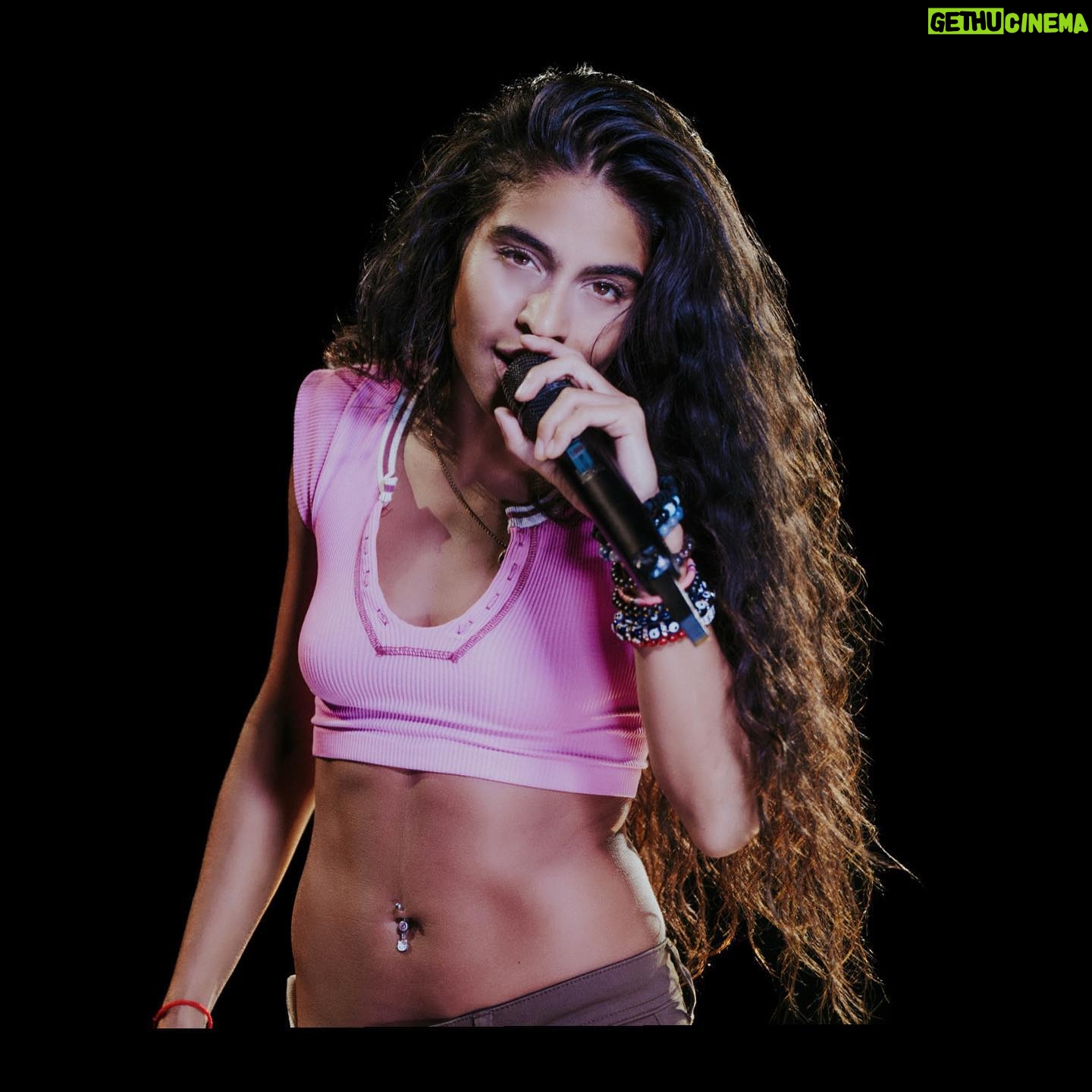 Jessie Reyez Instagram - JESSIE PINCHE REYEZ π«Άπ½ It was a vibe. Gracias Monterrey-ez πβ€οΈπ²π½π²π½π²π½π²π½π²π½π²π½π²π½π²π½π²π½π²π½π²π½ @samsmith love you and thank you for bringing me out β€οΈβ€οΈ