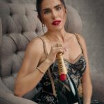Karla Souza Instagram – ¡Un brindis por un fin de semana rodeada de amigos y colegas! #toastwithmoet