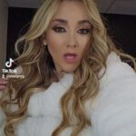 Sherlyn Instagram – Segun quien? @carinleonoficial @maluma