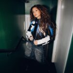Tori Kelly Instagram - living my foodie dreams on this tour lol🦞 
what should i try next?