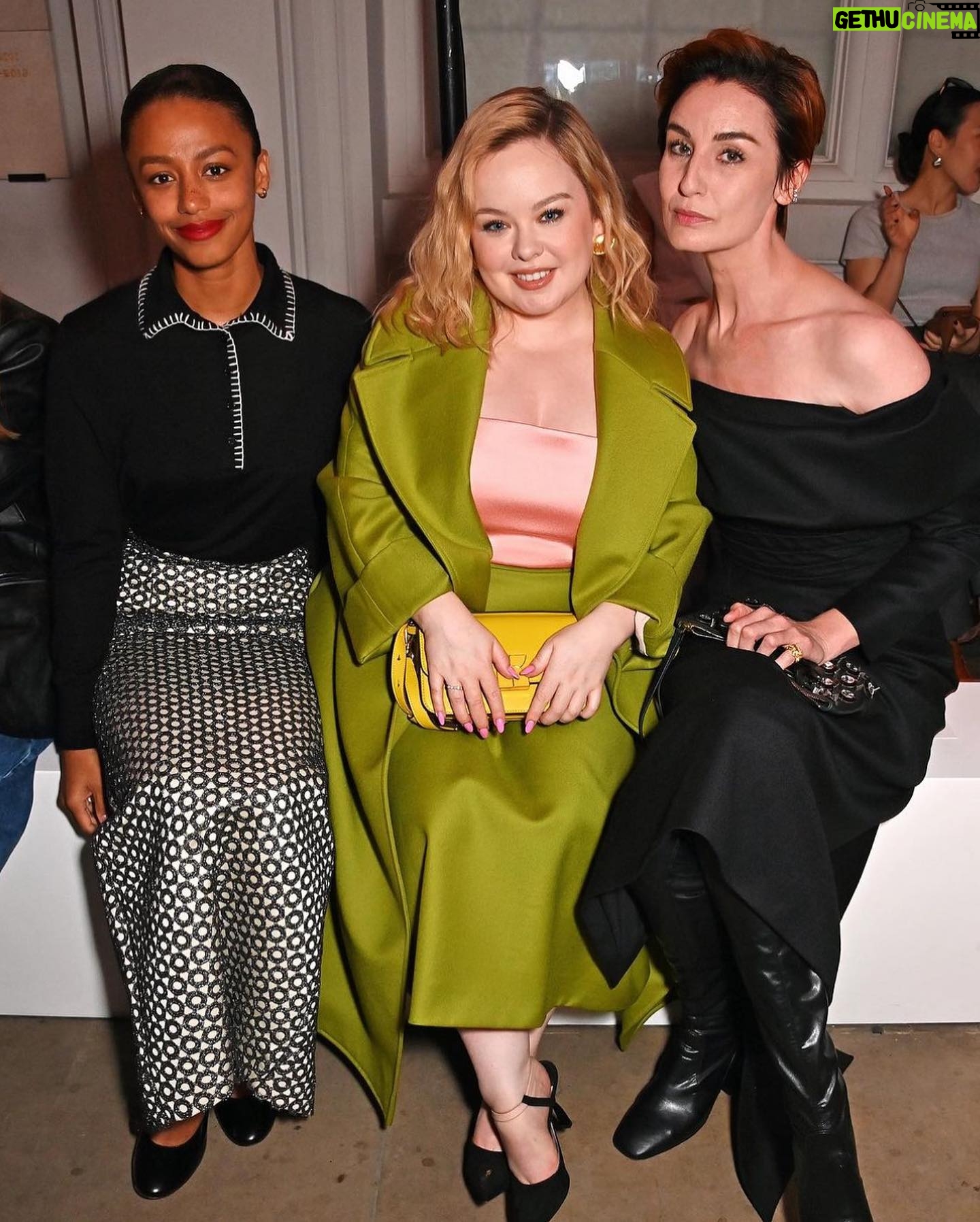 Nicola Coughlan Instagram - 🫒Emilia Wickstead • LFW🫒
Congratulations @emiliawickstead on a beautiful show you’re so talented and the kindest 💗
Styled by @aimeecroysdill
Makeup @neilyoungbeauty
Hair @patrickwilson
Photos: 1 @eddhorder 2&3 @davebenett