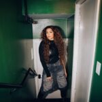 Tori Kelly Instagram - living my foodie dreams on this tour lol🦞 
what should i try next?