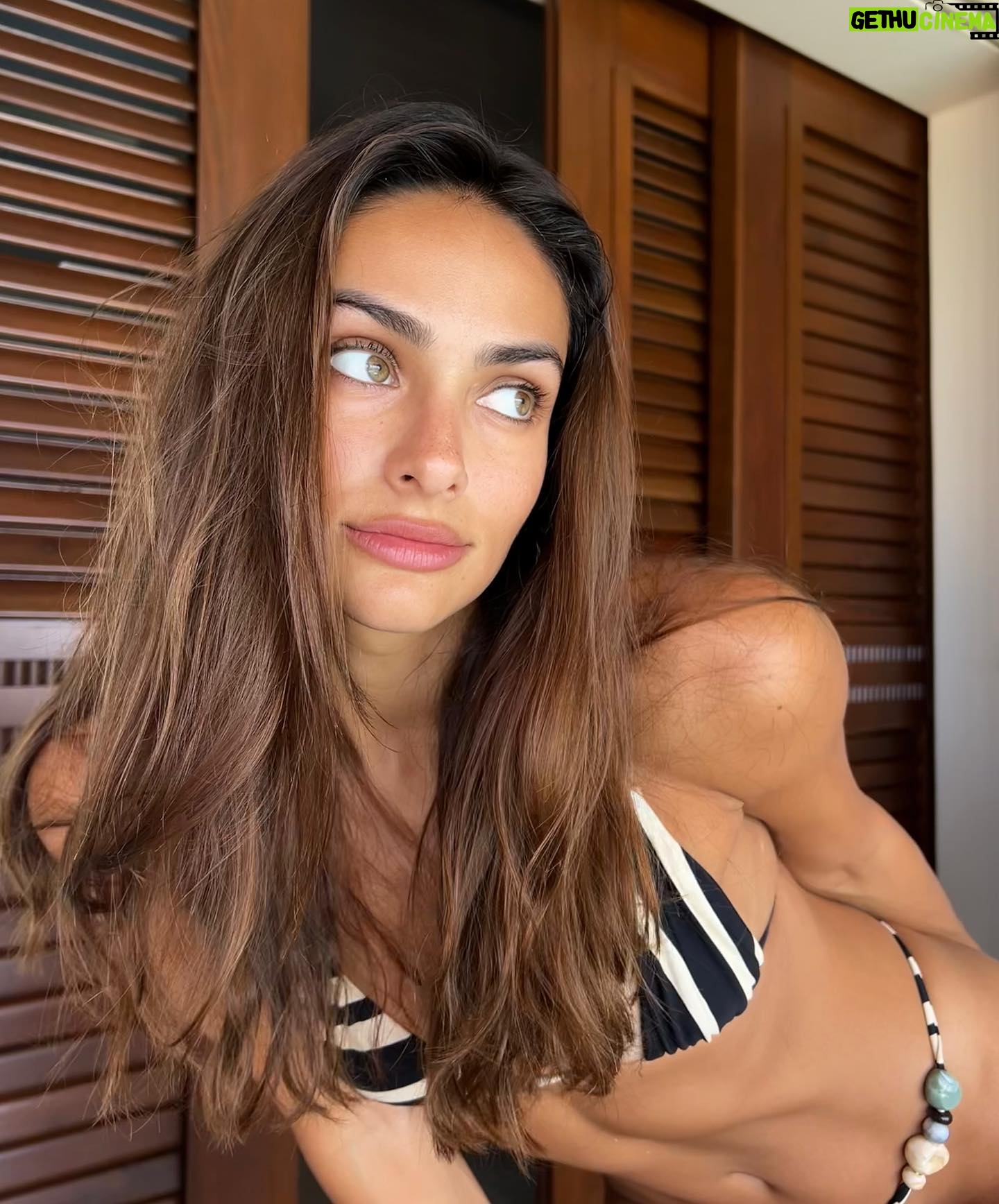 Renata Notni Instagram - Exprimiendo el verano
#FSPuntaMita