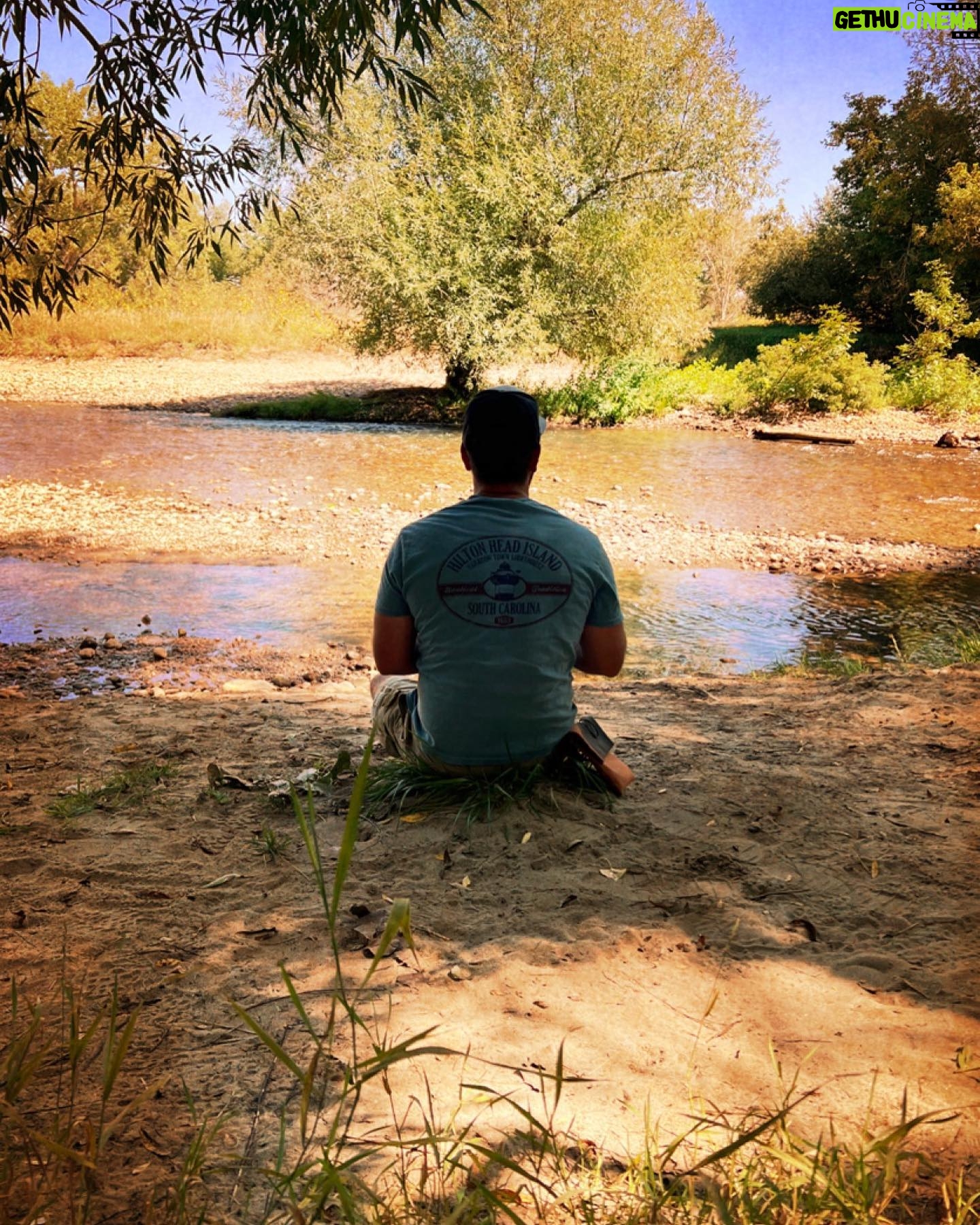 Katherine Heigl Instagram - @joshbkelley and I took our annual fall road trip to one of our favorite small towns. Fort Collins Co. It’s got such a great vibe and so many amazing shops and restaurants. So many beautiful bike trails and walking paths. It’s the perfect getaway for us to take a break from the real world and indulge each other and all our senses. I’ve become enamored with #junkjournals and am putting together a couple of spreads of our trip this quiet Sunday…thought I’d share. The actual photos are in the post as well if you’re interested…
PS Josh did not actually get arrested. We just happened to be eating at a table outside next to a parked cop car…I made him take that pic 😏
