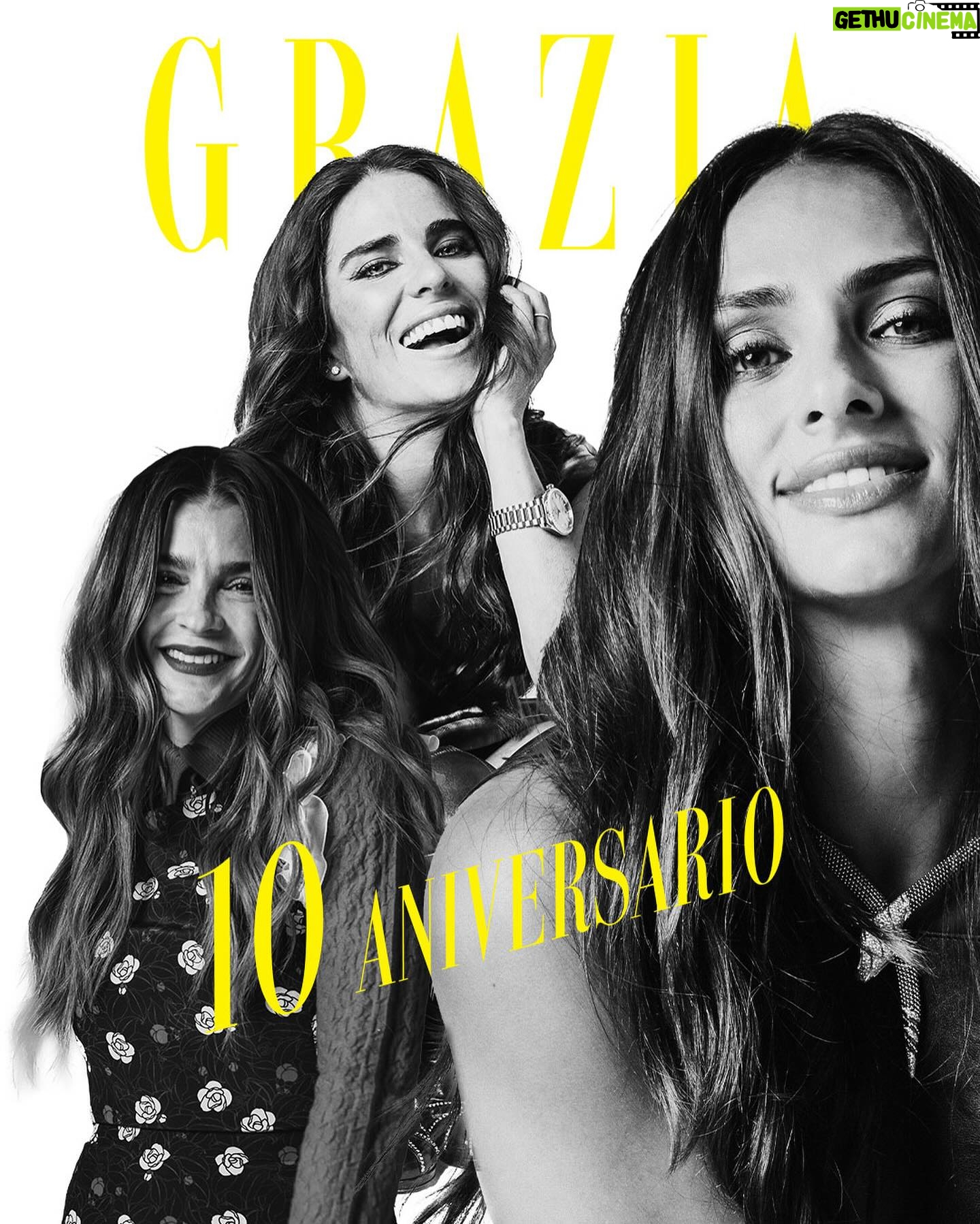 Renata Notni Instagram - Llega Octubre y es hora de celebrar contigo los primeros 10 años de Grazia México que desde Italia llegó para presentar el EASY CHIC!
En portada, nos acompañan 10 amigos de GRAZIA México y Latinoamérica:
Yalitza Aparicio, Irene Azuela, Diego Calva, Manolo Caro, Aislinn Derbez, Alberto Guerra, Bárbara López, Renata Notni, Karla Souza y Alejandro Speitzer.
No te pierdas esta edición de colección que, como siempre, trae para ti lo mejor en moda belleza y celebridades.
Let’s celebrate!
.
.
.
.
.
.
.
.
.
.
.
Yalitza Aparicio en #LouisVuitton #Cartier
Irene Azuela en #Chanel #Pomellato
Diego Calva #Gucci #Omega
Manolo Caro #LouisVuitton
Aislinn Derbez #Ferragamo #Tiffany&Co
Alberto Guerra #Prada #AudemarsPiguet
Barbara Lopez #DolceGabbana #Tiffany&Co
Renata Notni #Fendi #BULGARI
Karla Souza #Dior #Omega
Alejandro Speitzer #Zegna #BULGARI
.
.
.
.
.
Fotografía: @santiagorui
Editora de moda: @annielask
Directora Editorial. Toni Salamanca
@tonisalamanca
Makeup: @gusbortolotti
Hair: @ernestovargas_hair
Asistente de Foto. Javier Pérez @javiprez_
Bárbara López
Makeup: Isra Quiroz @israquiroz
Hair: Alejandro Iñiguez
@alejandroiniguezhair
Manolo Caro
Fotografía: Pablo Mingo @pablomingo
Grooming: @agosfaggianomakeupartist
PORTADA - 3 de 3
#grazia10 #aniversario #felizcumpleaños #HAPPYBIRTHDAY #GRAZIAMéxico