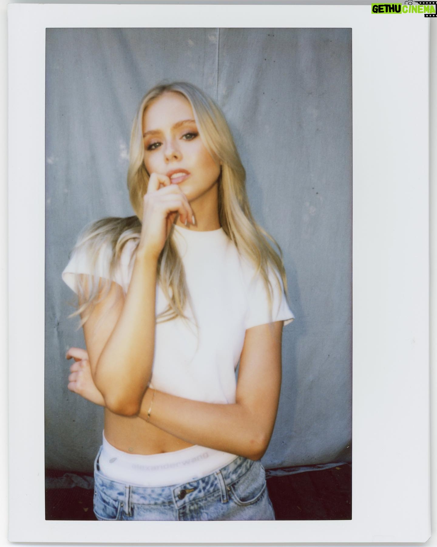 Loreto Peralta Instagram - 👼🏼
@dylanriley.us