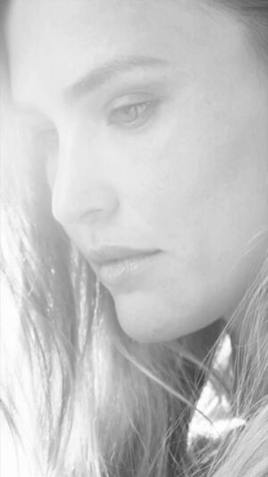 Bar Refaeli Instagram - 