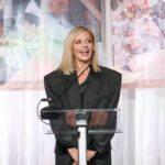 Sarah Michelle Gellar Instagram – Day to night costume change @salarmysocal gala to accept my award. Swipe to last photo to see my reaction when my ❤️ @maya_hawke surprised me with a congratulations video (#disneyadult 4life)