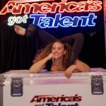 Sofie Dossi Instagram - I’M GUEST PERFORMING ON @agt TONIGHT! Tune in at 8/7c on @nbc 🌟