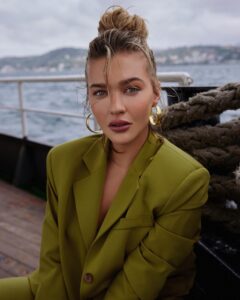 Melisa Döngel Instagram - 🤩